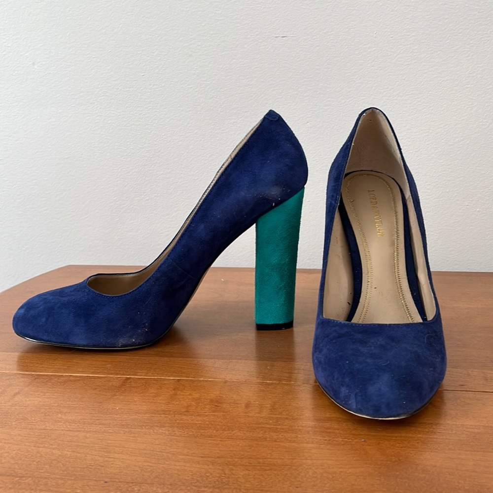 🦋Lord and Taylor Blue Suede Colour Block Heels
